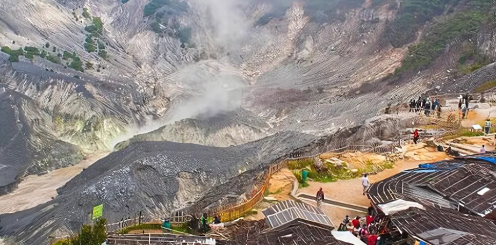 bandung tangkuban perahu volcano